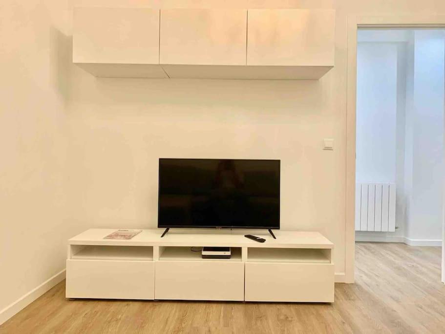 Alhondiga Flat By Next Stop Bilbao Exterior photo